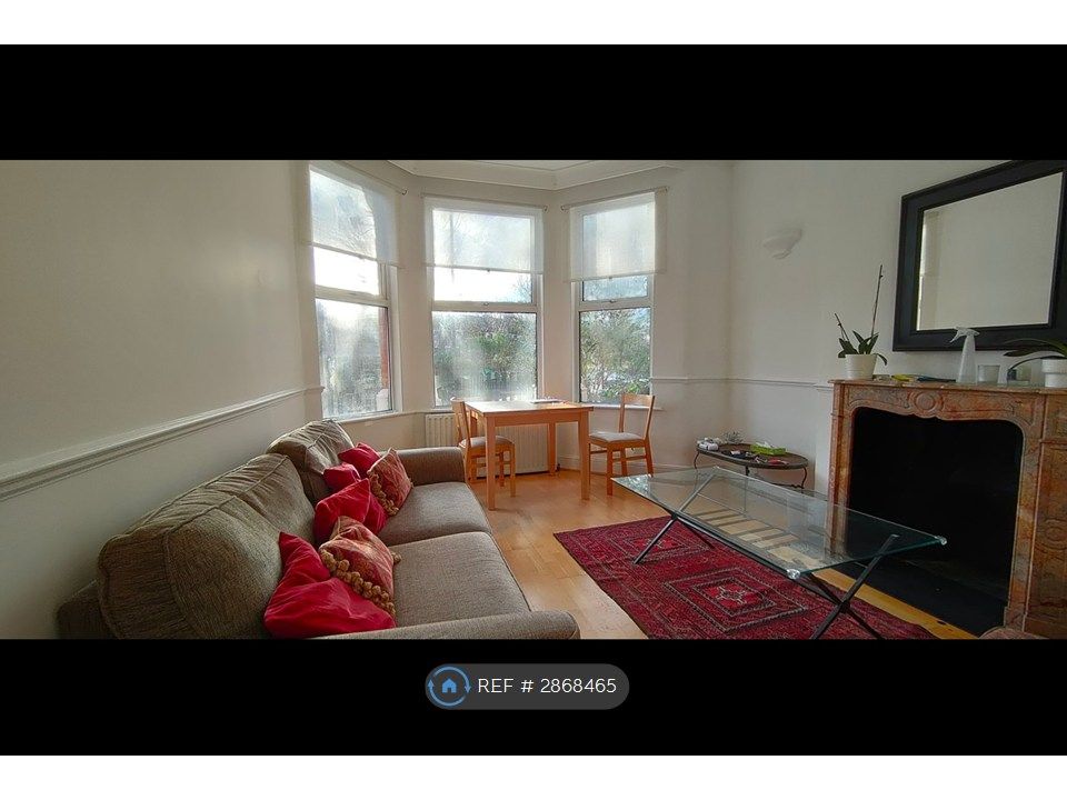 Property photo 2 of 11