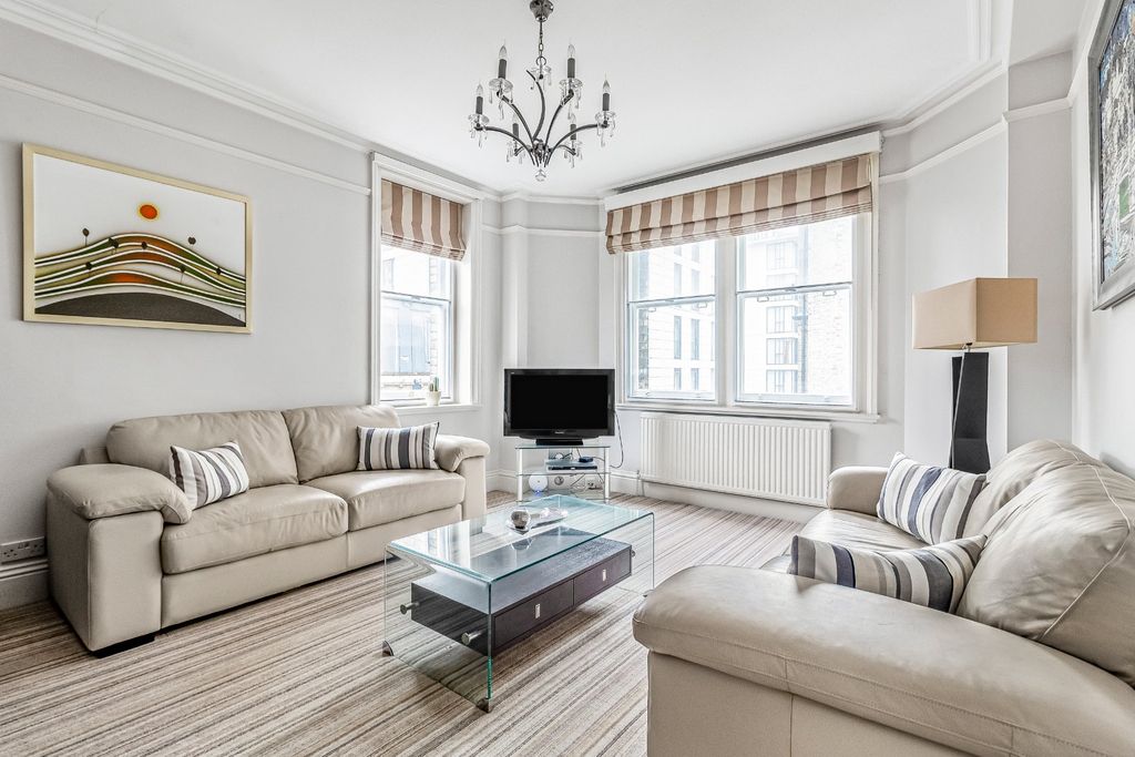 Property photo 2 of 13 Picture No. 04