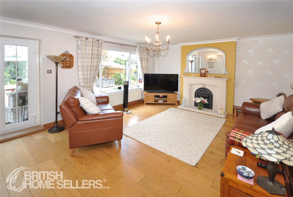 Property photo 3 of 12 Picture No. 10