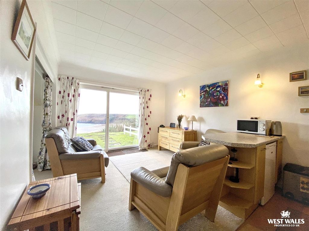 Property photo 2 of 20 Img_8206.Jpg