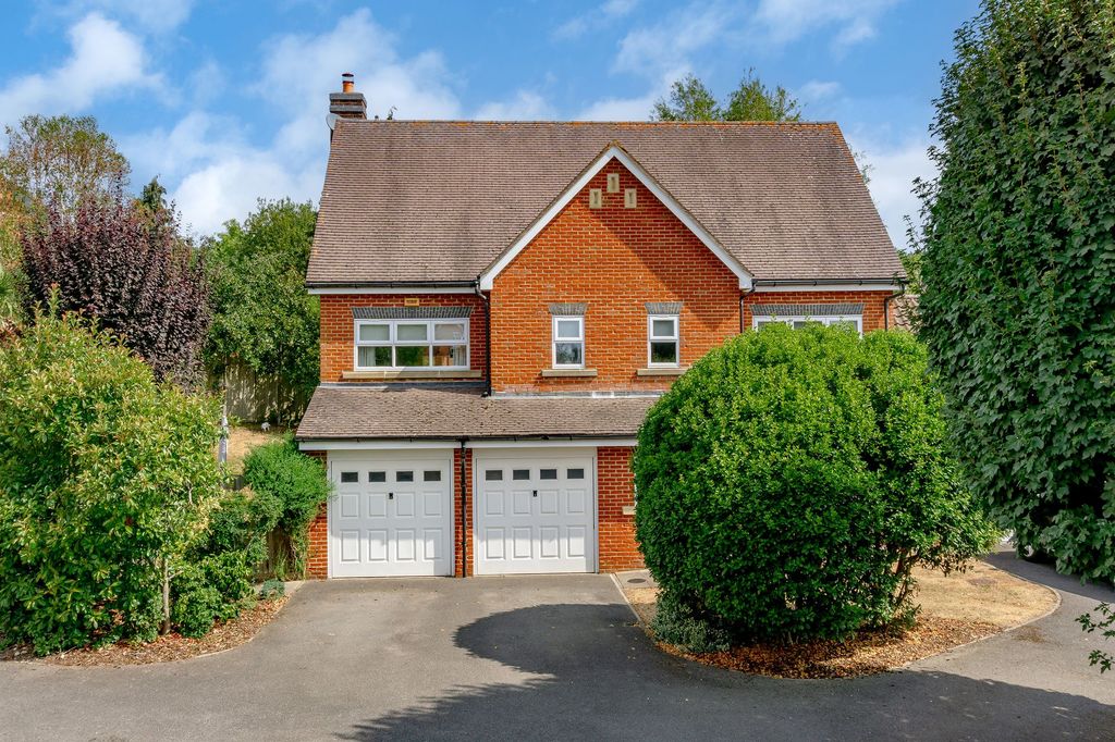 Property photo 1 of 23