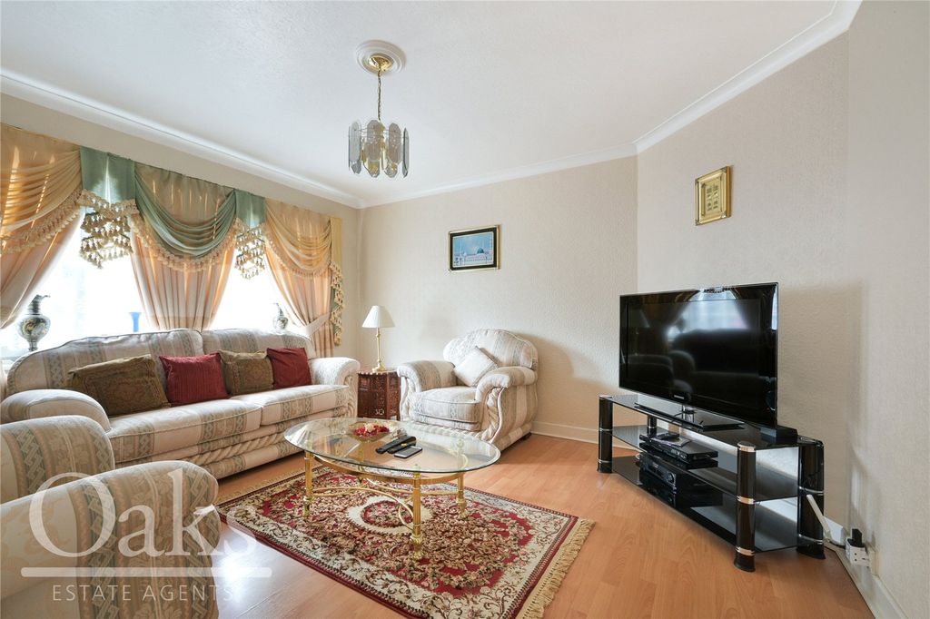 Property photo 1 of 17 Picture No. 01