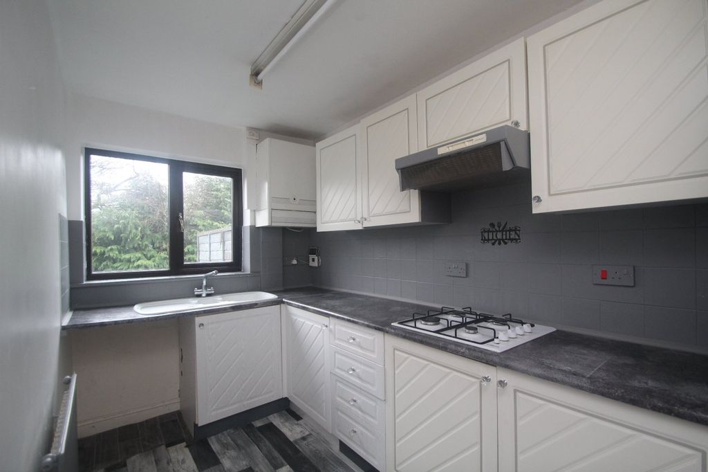 Property photo 3 of 9 Picture No. 04