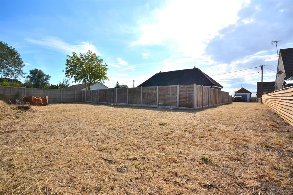 Property photo 3 of 20 Land Behind_681.Jpg