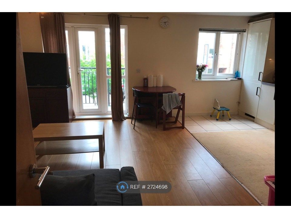 Property photo 2 of 6