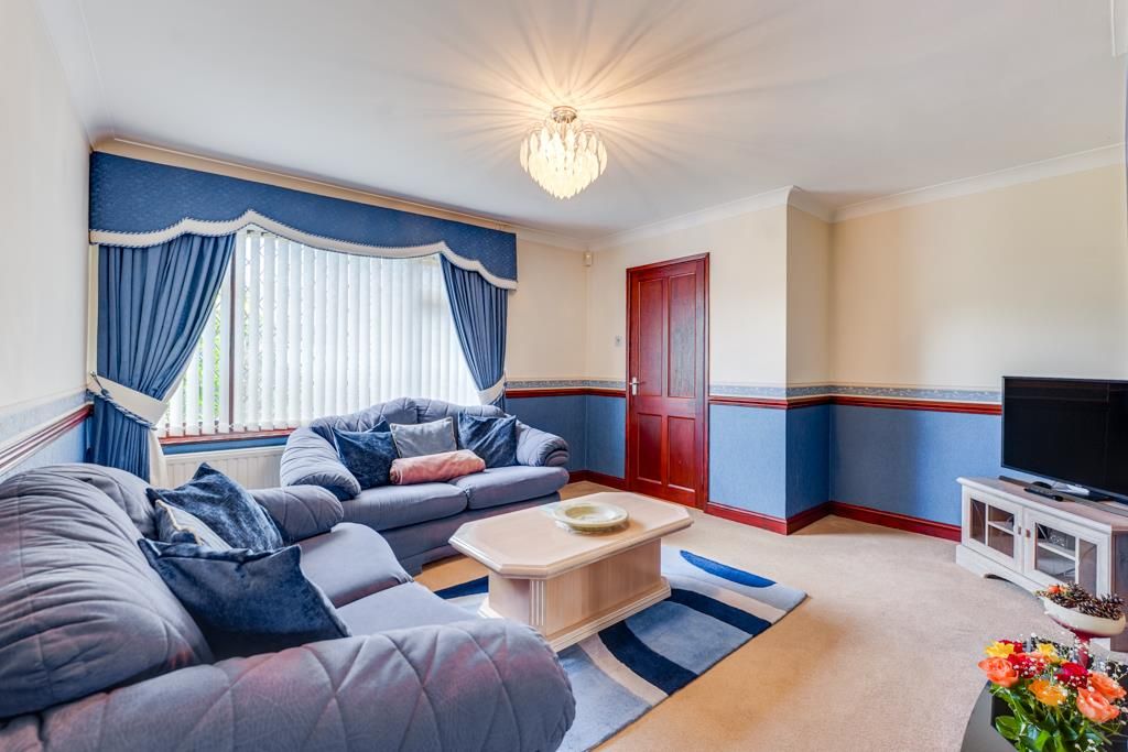 Property photo 3 of 24 11 Bramble Close, Kettering-16.Jpg