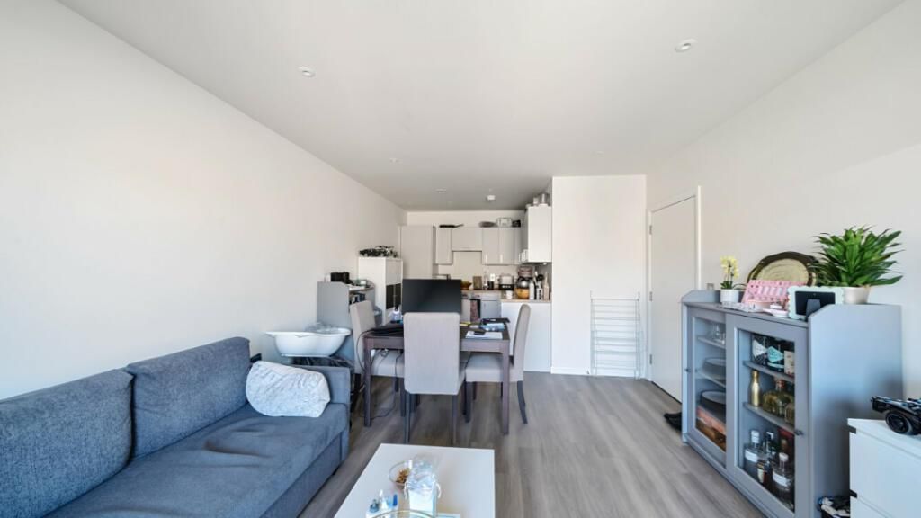 Property photo 3 of 12 Living Room &amp; Kitchen 2.Jpeg