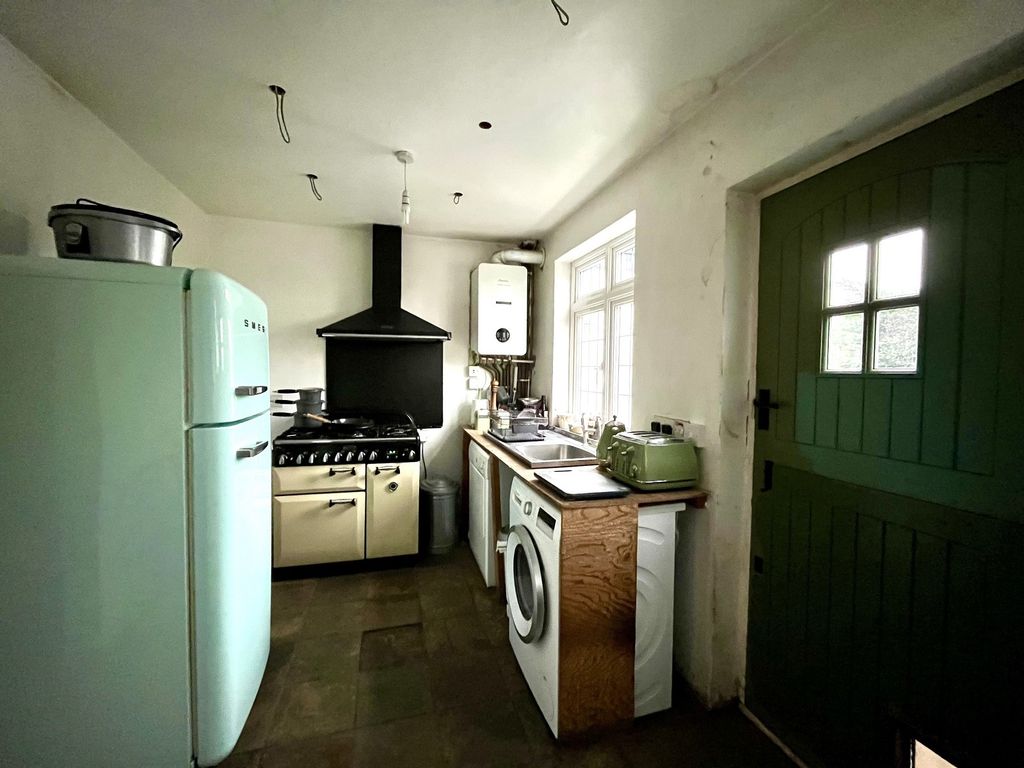 Property photo 3 of 12 Not Specified