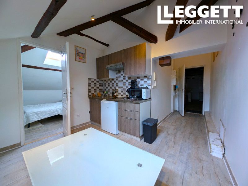 Property photo 1 of 6