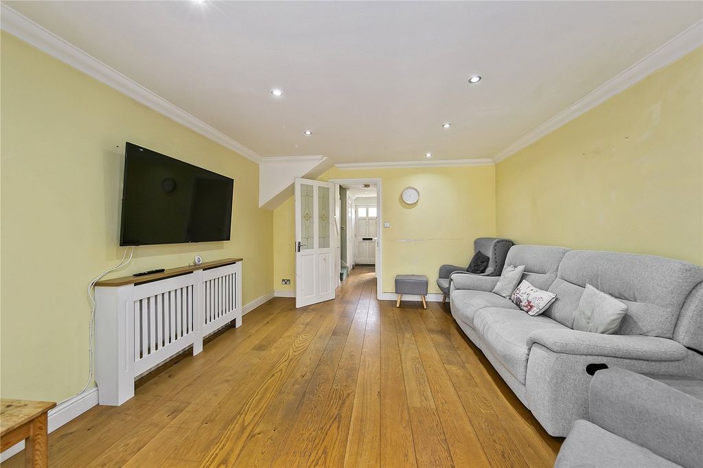 Property photo 3 of 10 Picture No. 05