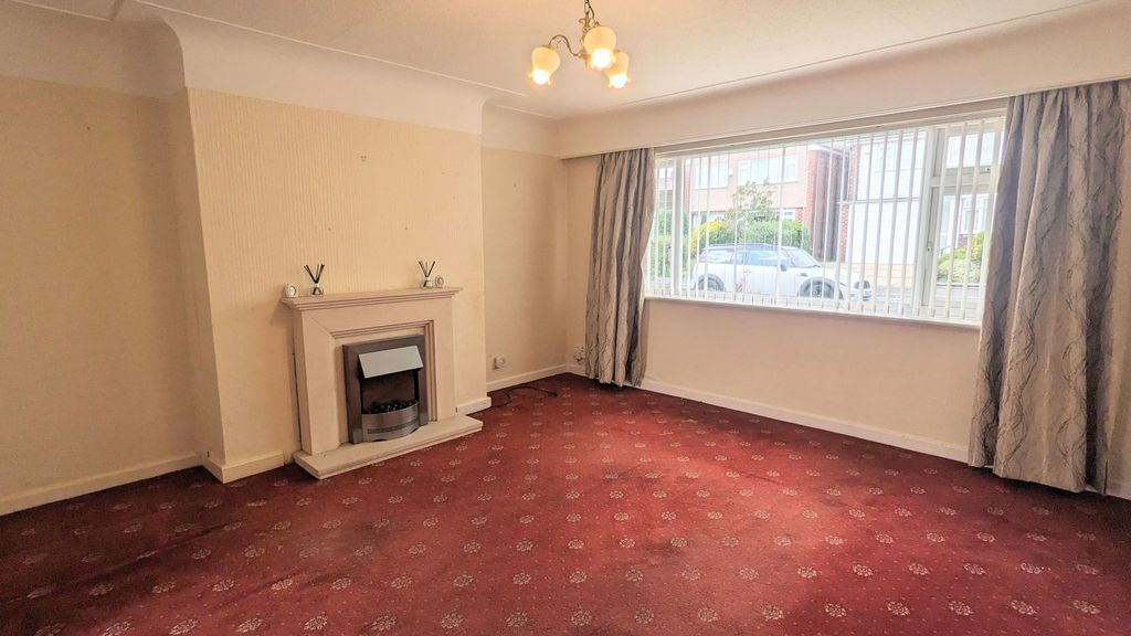 Property photo 3 of 26