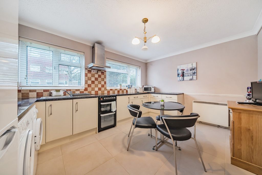 Property photo 2 of 16 1420220-4-69A0942...