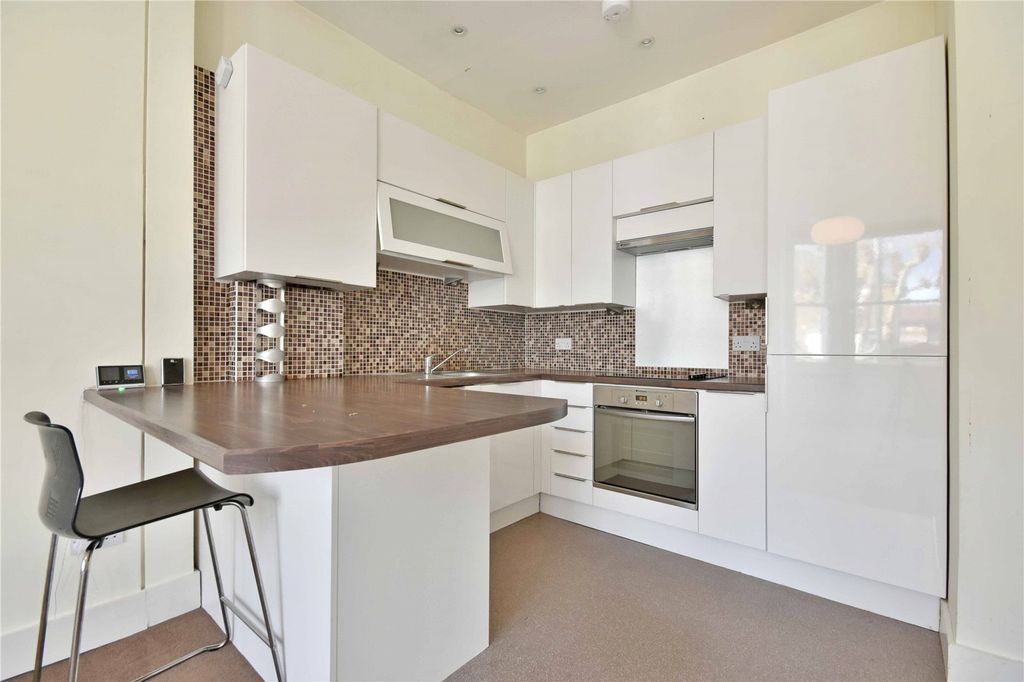Property photo 2 of 13 Picture No. 22