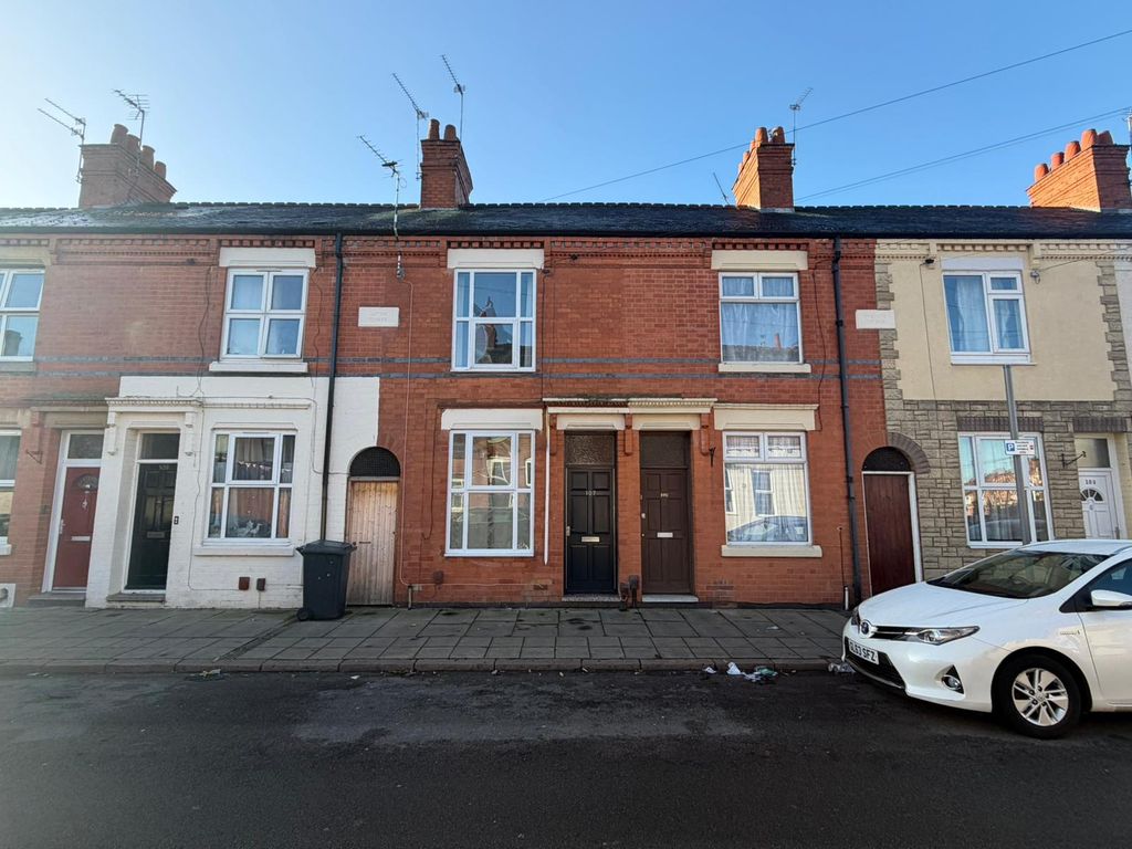 Property photo 1 of 13 Whatsapp Image 2025-12-02 At 10.43.44