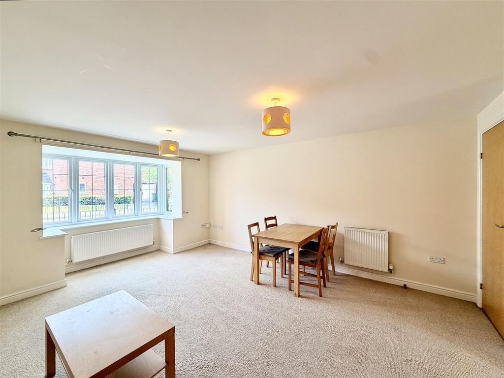 Property photo 3 of 16 3