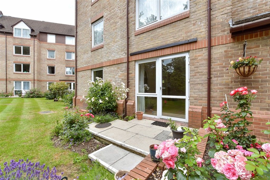 Property photo 2 of 15 Patio / Decking