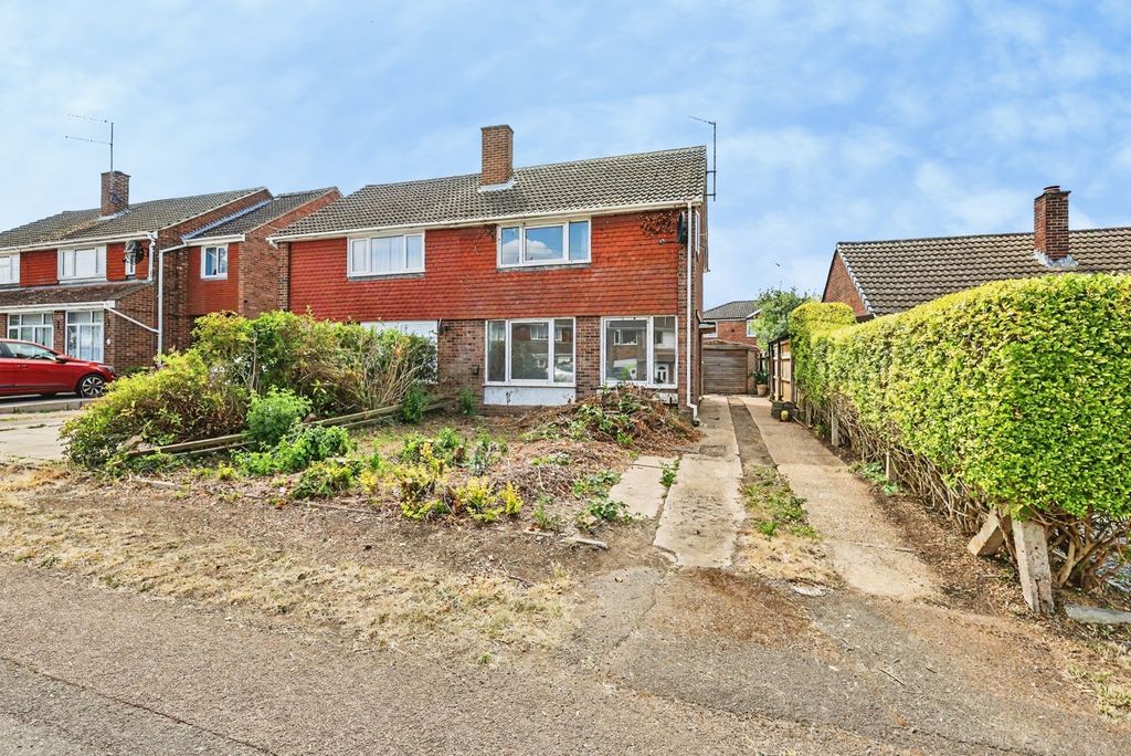 Property photo 1 of 15 Front