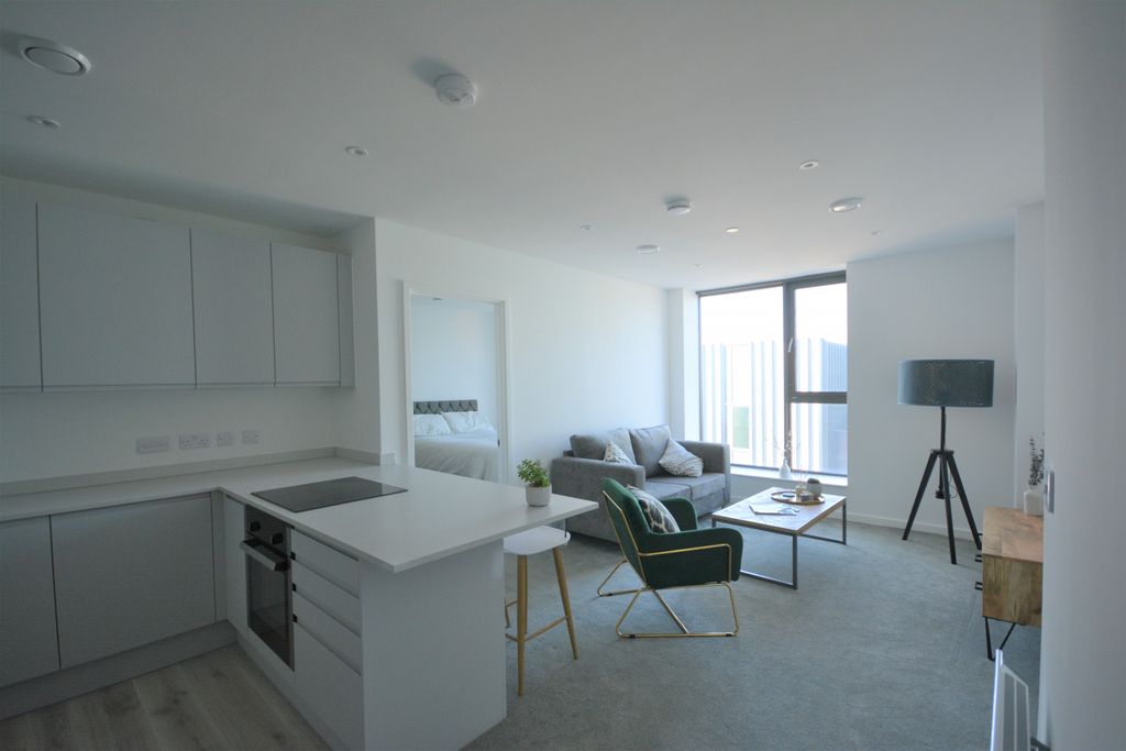 Property photo 1 of 12 Two Bedroom Apartment For Let