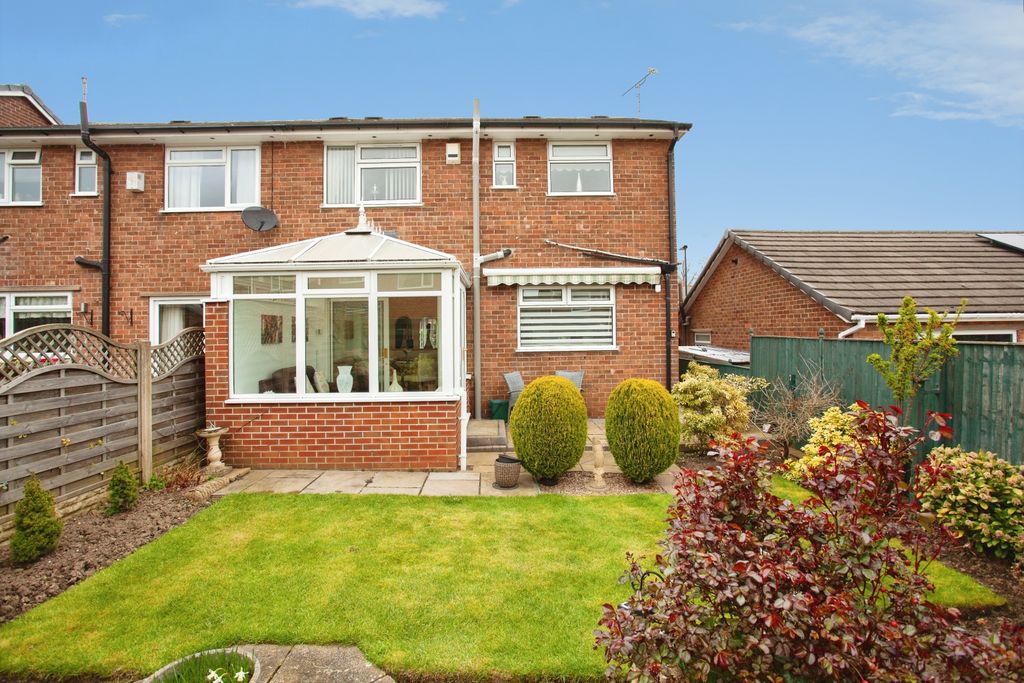 Property photo 2 of 15