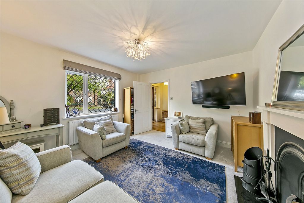 Property photo 3 of 19 Picture No. 06