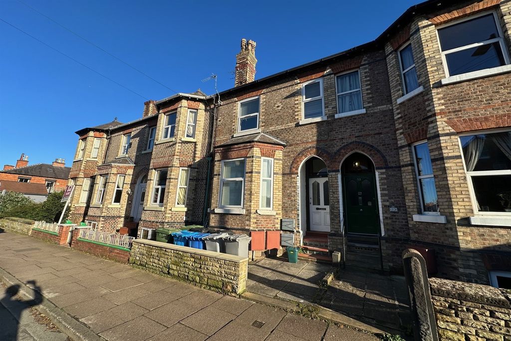 Property photo 1 of 5 (Main)