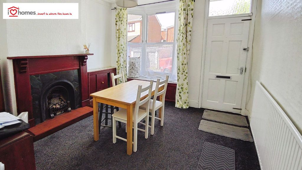 Property photo 2 of 13 Photo 11