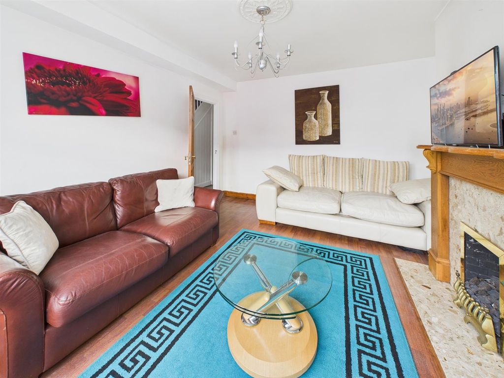 Property photo 3 of 11 Front Reception Room