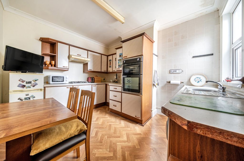 Property photo 3 of 8 1418058-3-6996Ed6...