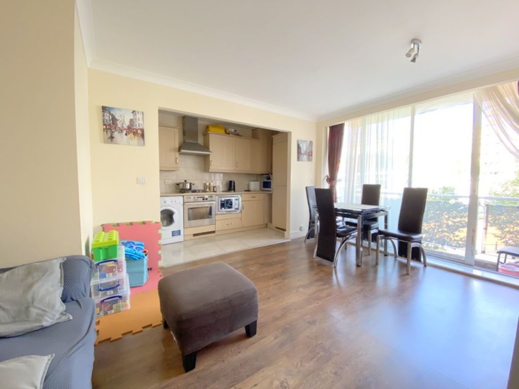 Property photo 2 of 6