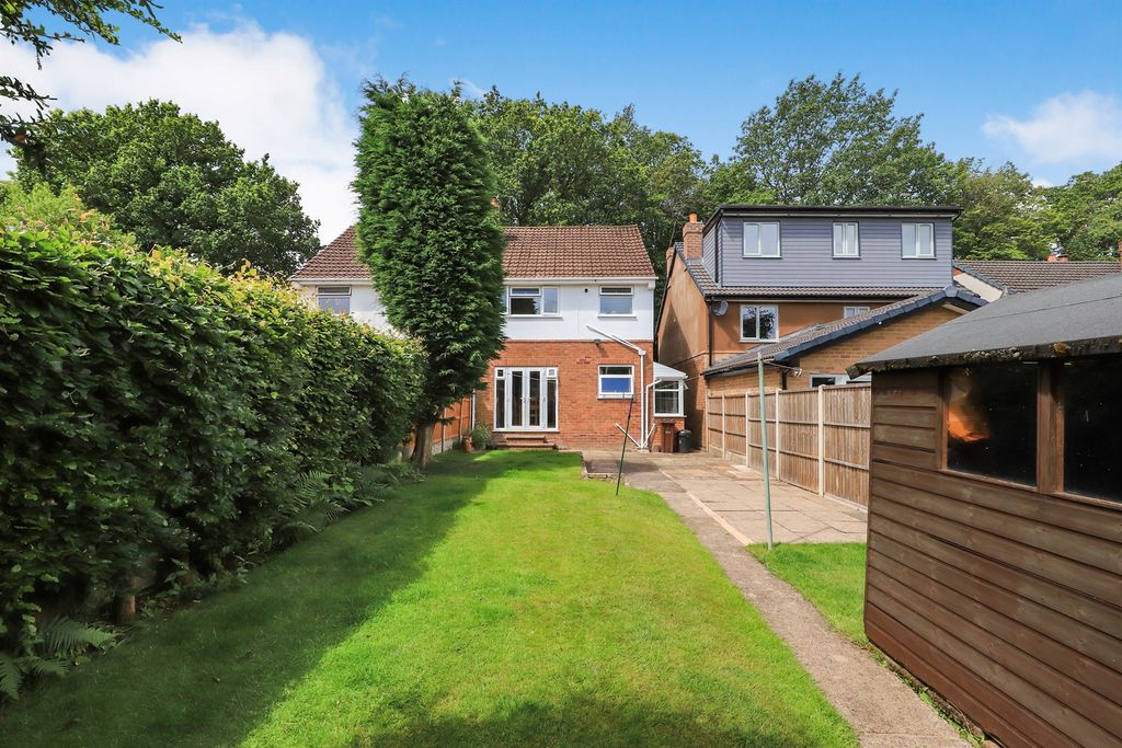 Property photo 2 of 16