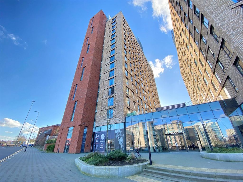 Property photo 1 of 10