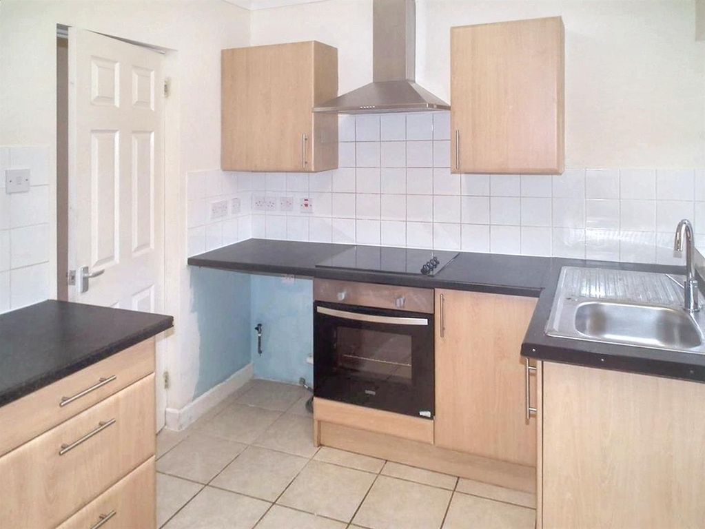 Property photo 1 of 5