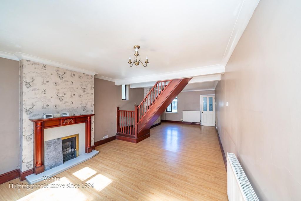 Property photo 2 of 25 Webbs-1.Jpg