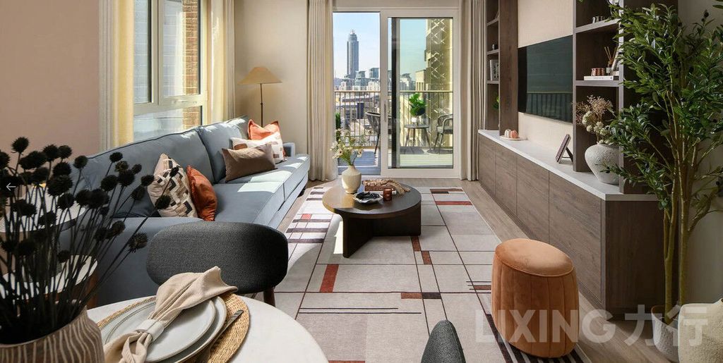 Property photo 3 of 9