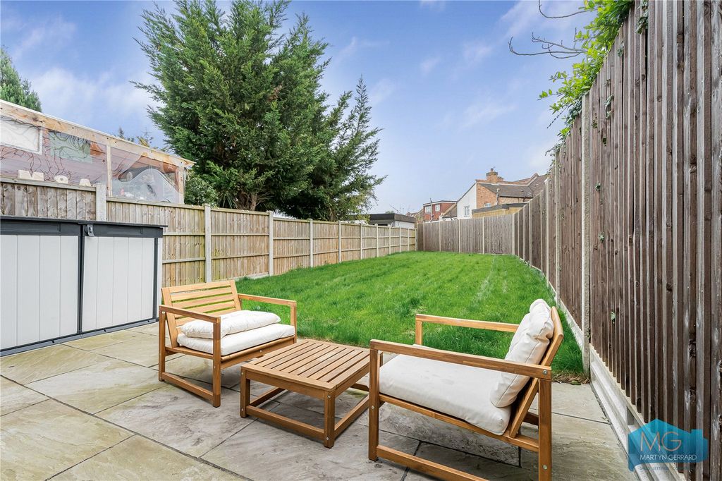 Property photo 3 of 23 Picture No. 19