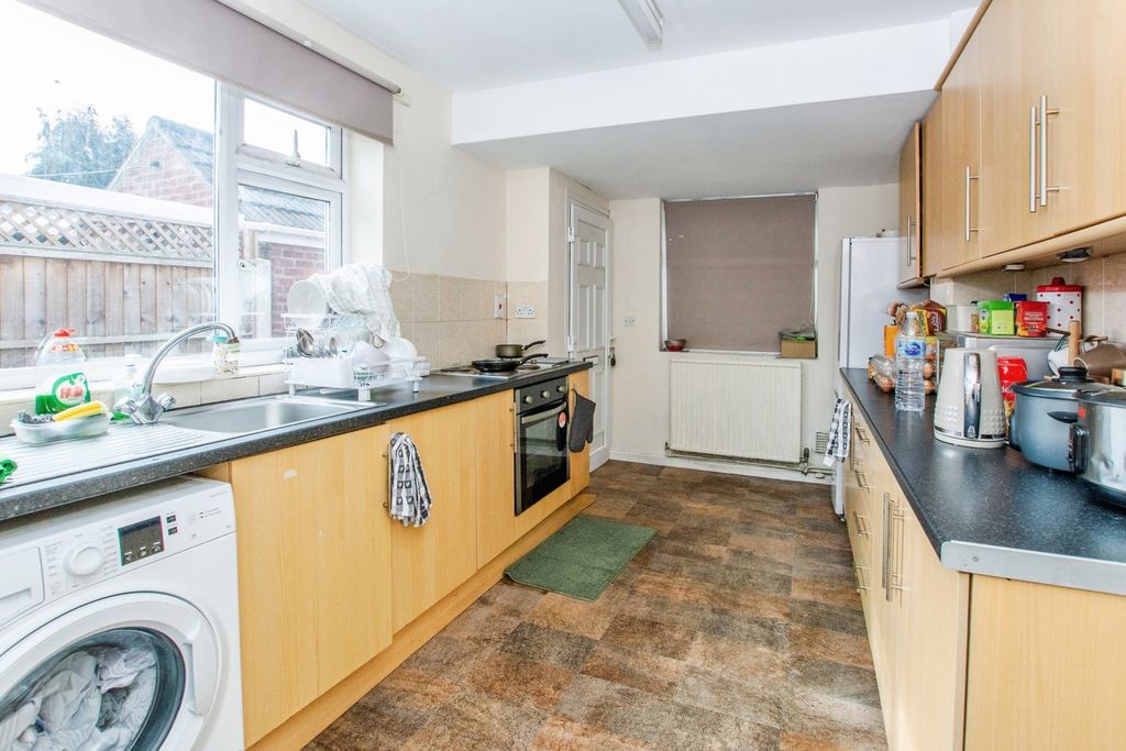 Property photo 3 of 10 Pbox-Img.Jpg