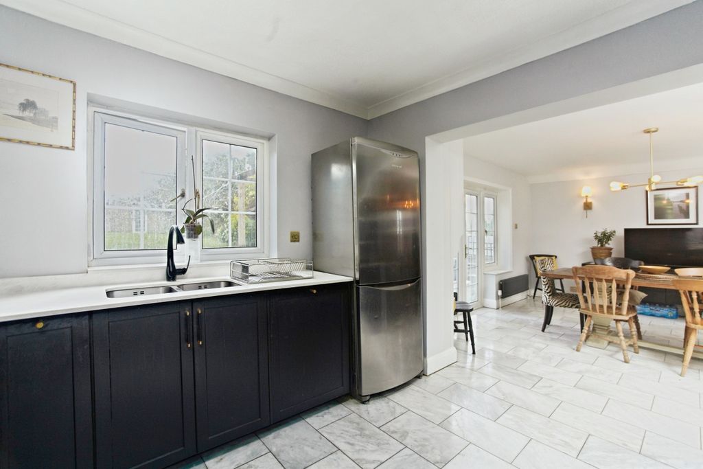 Property photo 3 of 17 9069F931-4A3A-F111-88B5-7Ced8d6B4B86