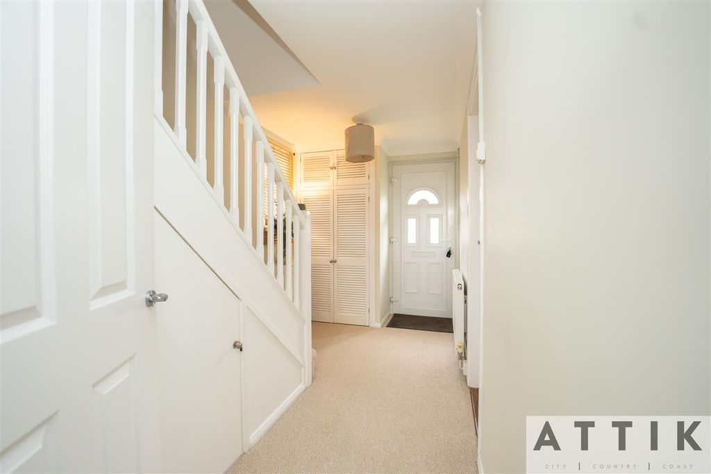 Additional image 8 of 4 bed semi-detached house for saleBedingfield Crescent, Halesworth IP19