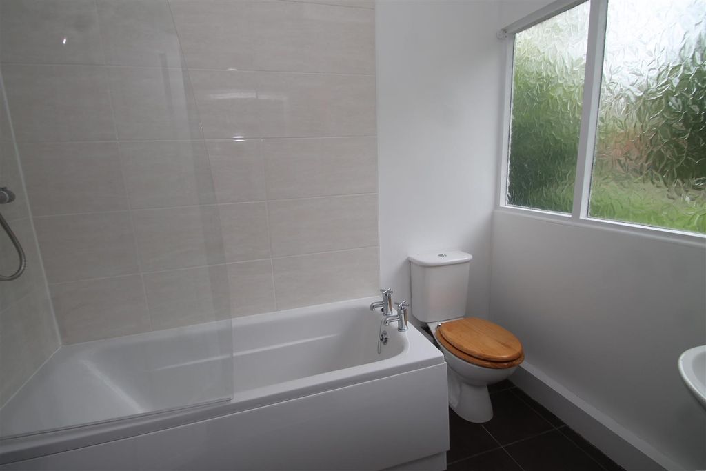 Property photo 3 of 12 Part Tiled Bathroom