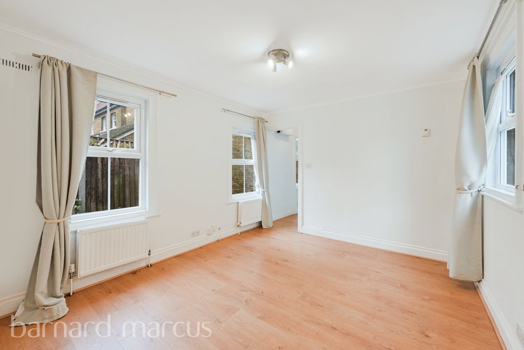 Property photo 3 of 8 Living Room