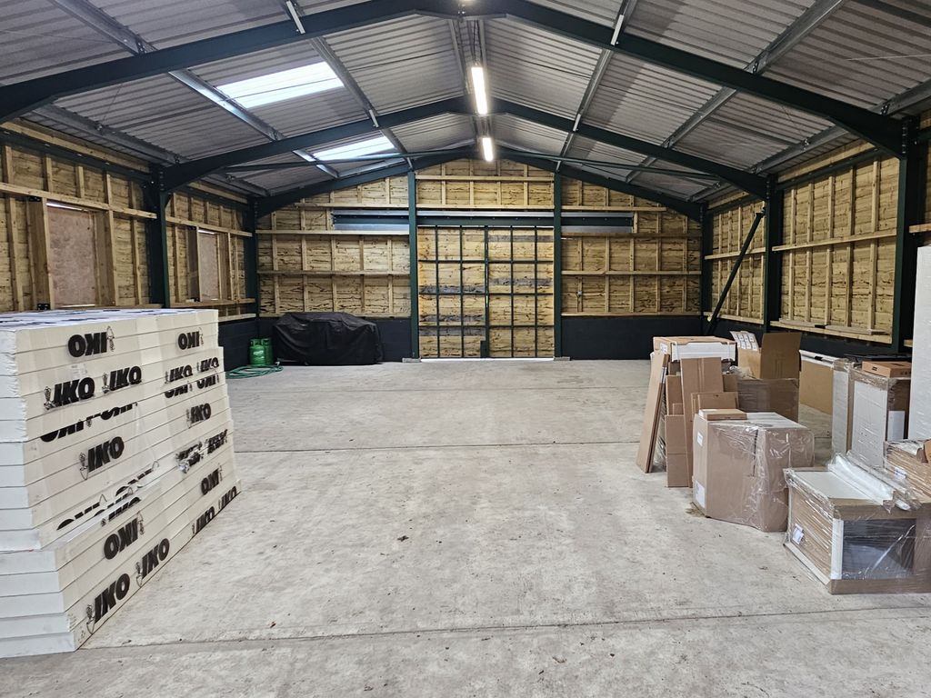 Property photo 2 of 5