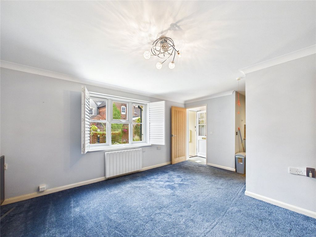 Property photo 3 of 10 Picture No. 09