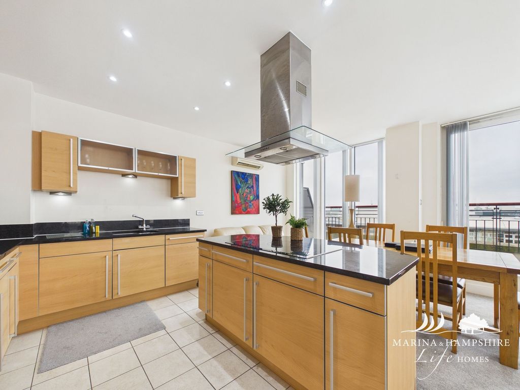 Property photo 2 of 27 Cam03915G0-Pr0046-Still002