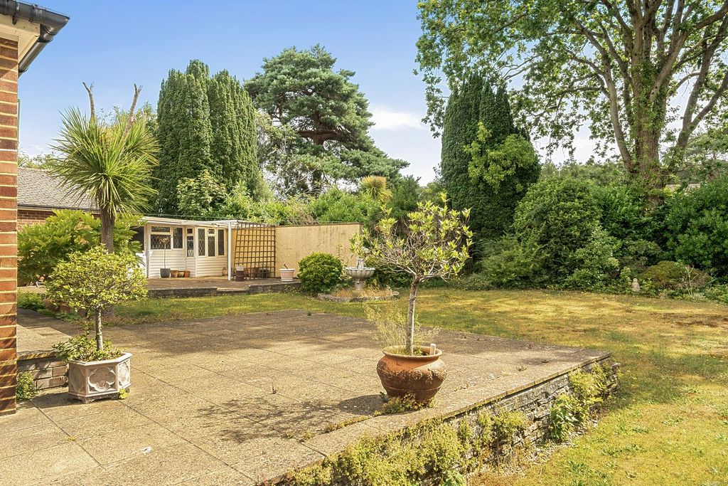 Property photo 3 of 23