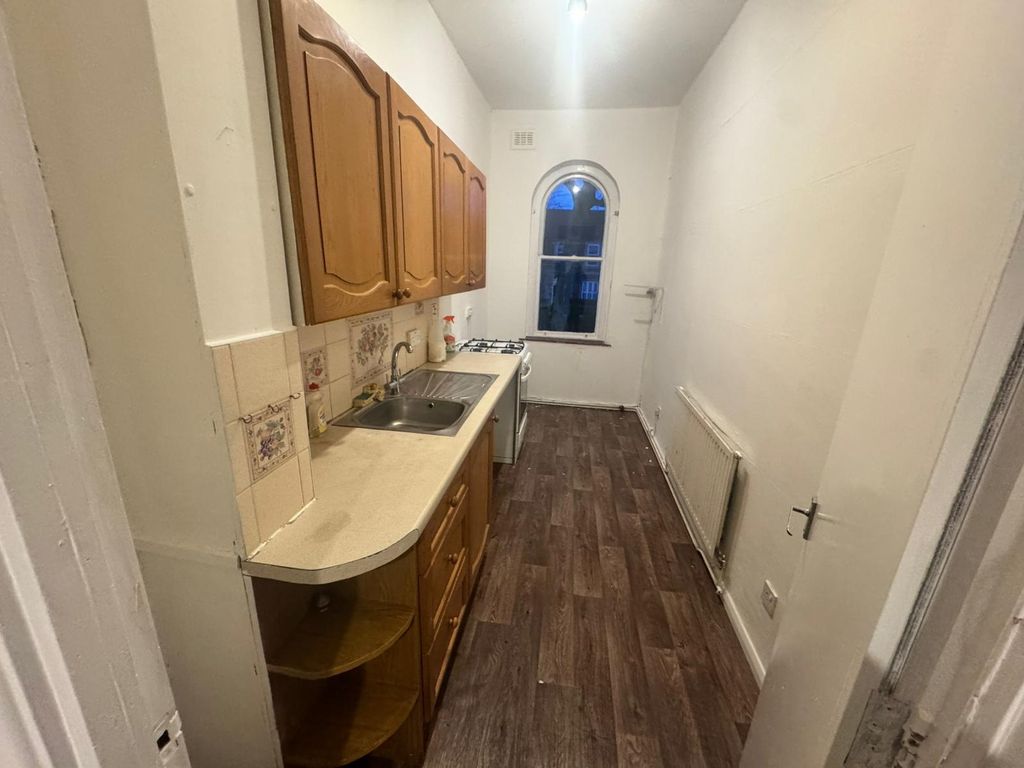 Property photo 3 of 5 Image