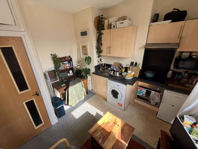 Property photo 3 of 10 Photo 1