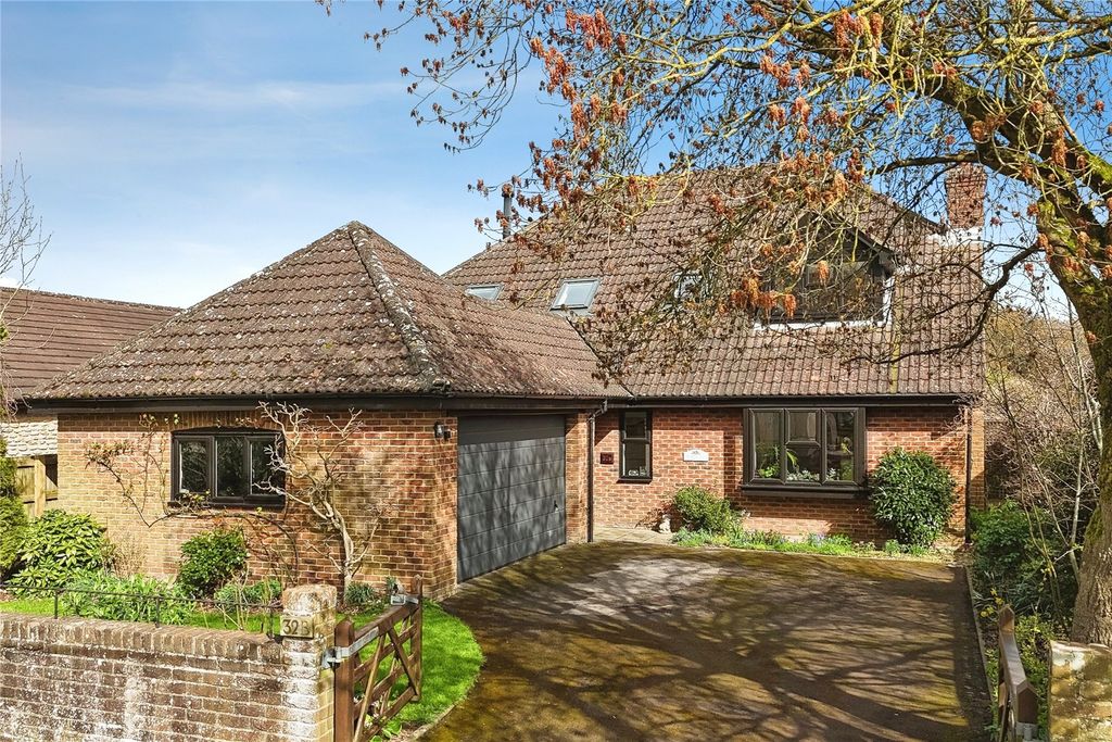 Property photo 1 of 28 Picture No. 23