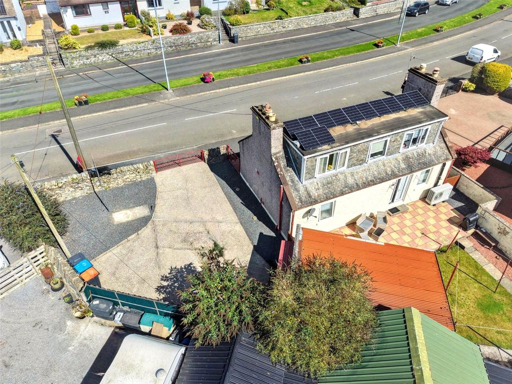 Property photo 2 of 25 Picture No. 03