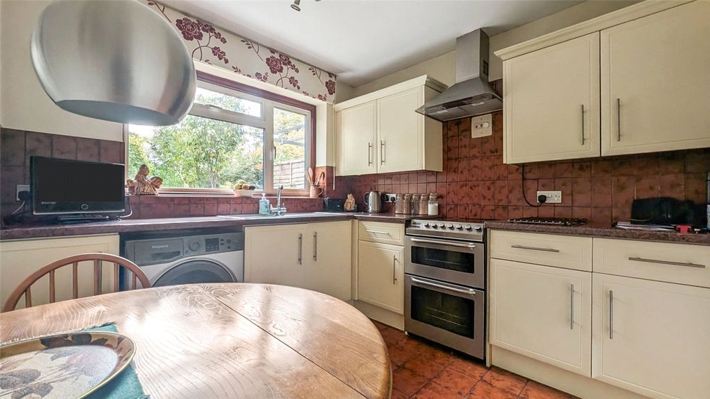 Property photo 3 of 16 Kitchen