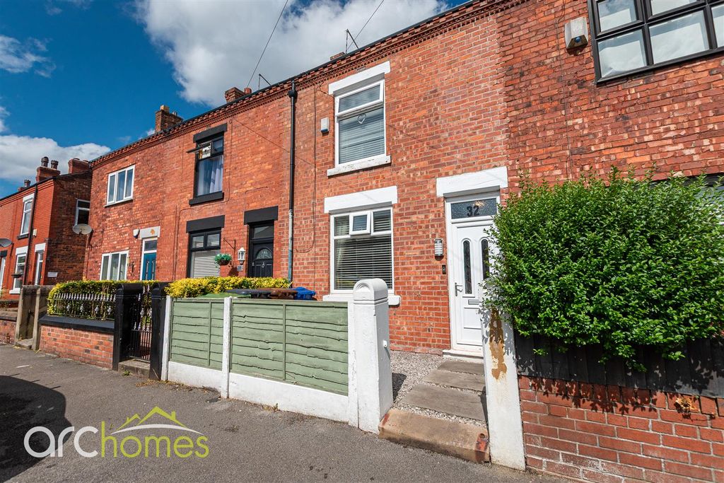 Property photo 1 of 20 Thomas St-19.Jpg